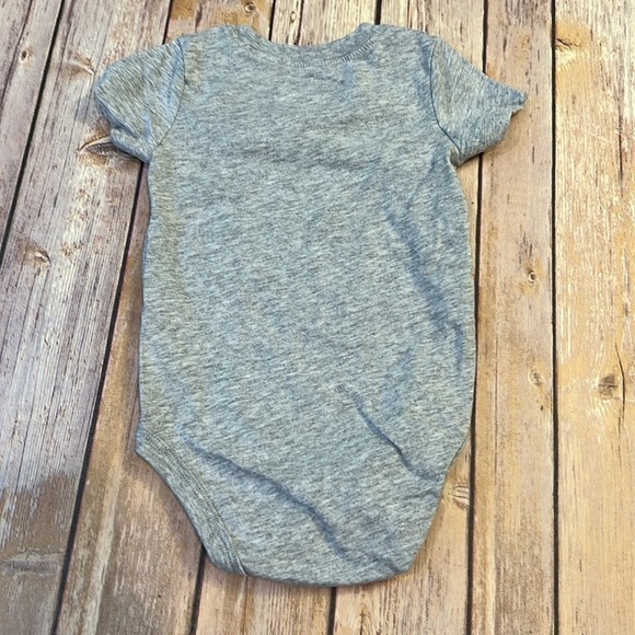 Carter’s 6 month St. Patrick’s Day bundle - Picture 4 of 7